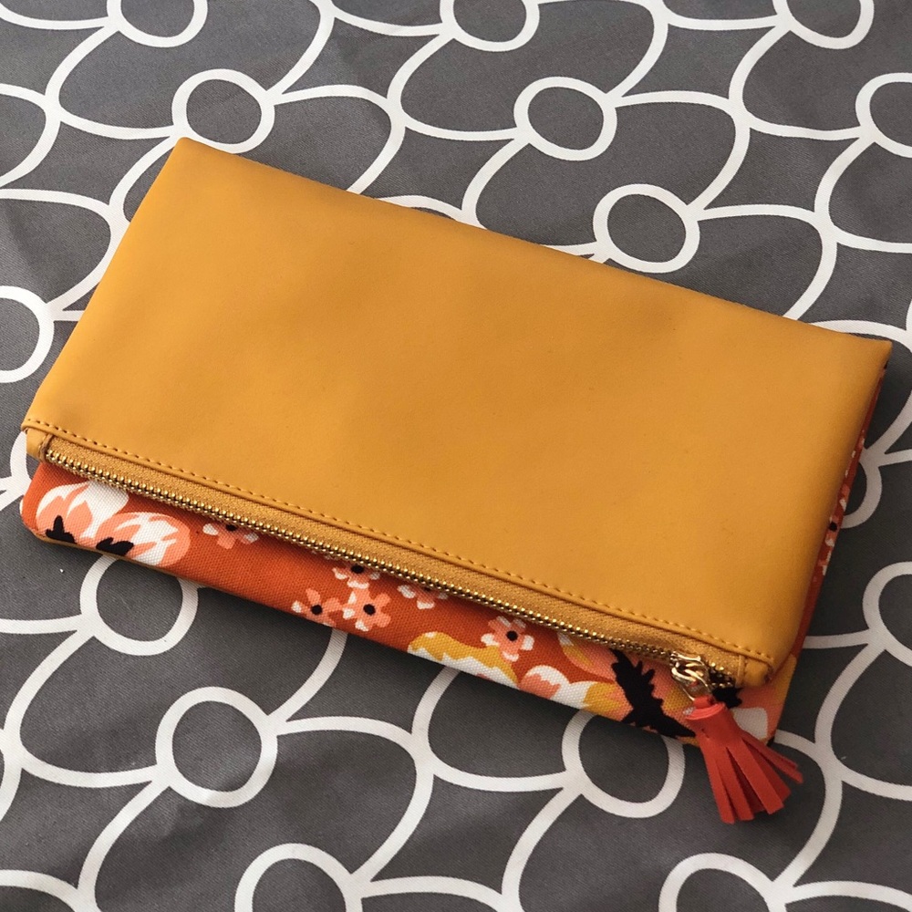 Adorable floral print clutch